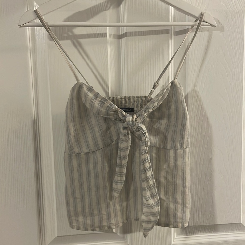 Brandy Melville cropped top